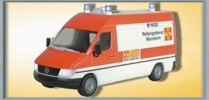Mercedes Benz Sprinter "Ambulance"<br /><a href='images/pictures/Viessmann/3232.jpg' target='_blank'>Full size image</a>